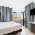 Hotell Dormos