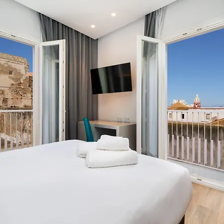 Dormos Cádiz