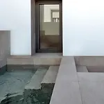 Hotel Dormos 2*